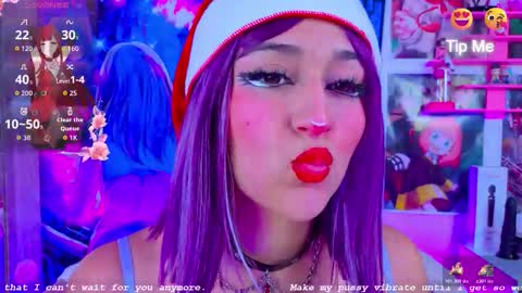 Snapshot of kitty_niki chatting on 12.17.25 Nicol Gomez online show from 12.17.25