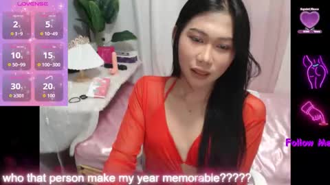 Snapshot of kitty_piex chatting on 10.19.25 kitty for you online show from 10.19.25