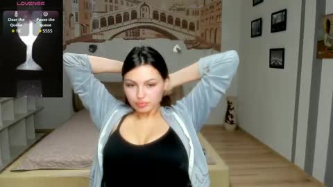 Kate online show from 11.28.25