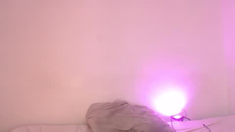 Snapshot of kitty_spank19 chatting on 11.03.25 nina martinez online show from 11.03.25