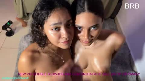 Snapshot of kittyand chatting on 12.18.24 Kitty black hair 19 years Isa red hair18 years John 21 years online show from 12.18.24