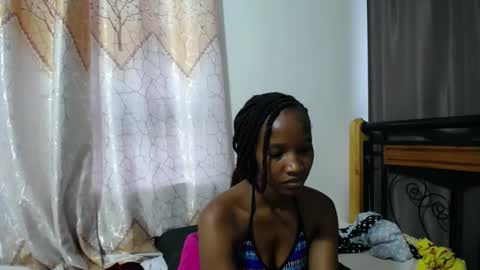Snapshot of kittyfay_ chatting on 05.08.26 Fay online show from 05.08.26
