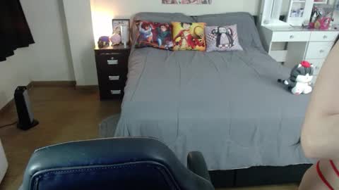 Isabel online show from 09.16.25