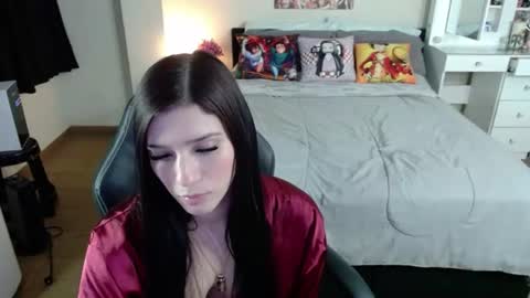 Isabel online show from 06.14.26