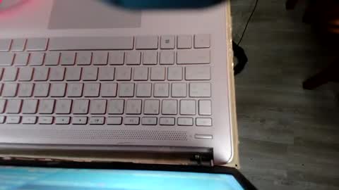 Snapshot of kittykat_1999 chatting on 02.21.25 kittykat 1999 online show from 02.21.25