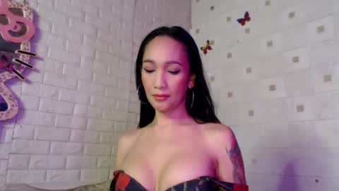 Katarena Latsveya online show from 05.03.26