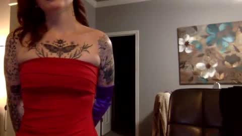 Snapshot of kittykatcoco chatting on 11.01.25 kittykatcoco online show from 11.01.25