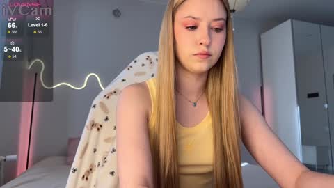 Monika online show from 02.12.26