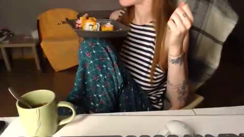 KittyloveMoon online show from 04.29.26