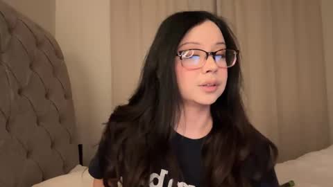 mia online show from 01.13.25