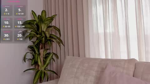 Snapshot of kittyskirtt chatting on 11.14.25 Sebastian online show from 11.14.25