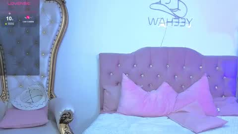 Kitty  online show from 09.17.25