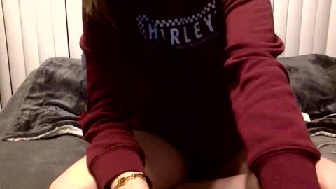 Snapshot of kittysub6969 chatting on 11.18.25 Kitty Sub online show from 11.18.25