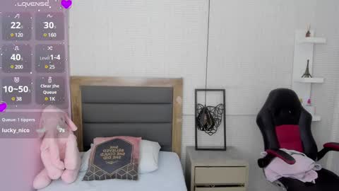  K I T T  Y  online show from 03.10.25