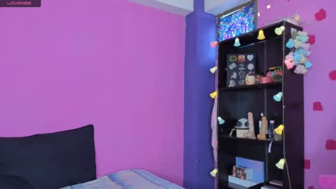 Kitty Zen online show from 12.31.24