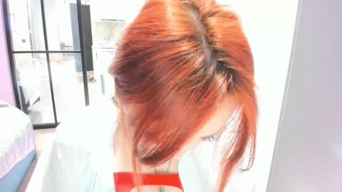 Snapshot of kiyoko_yun chatting on 03.11.26 Yuna online show from 03.11.26