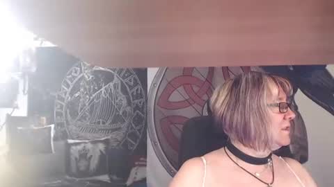 Snapshot of kleiner_teufel chatting on 06.04.26 Michelle online show from 06.04.26