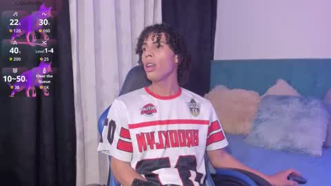 Snapshot of kleo_helenos chatting on 12.17.25 KLEO online show from 12.17.25