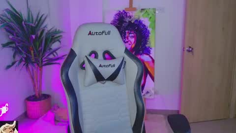 Christina online show from 09.22.25