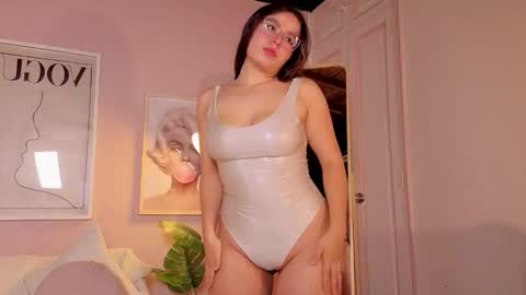 kloe222 online show from 10.15.25