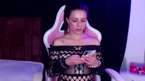 Snapshot of kloe_28 chatting on 03.07.25 Kloe online show from 03.07.25