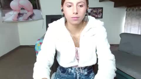 Kloe deker online show from 03.06.25