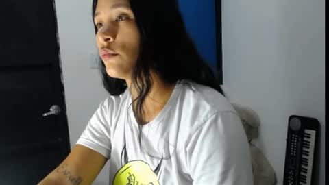 Snapshot of kloe_minajj chatting on 03.25.26 kloe minajj online show from 03.25.26