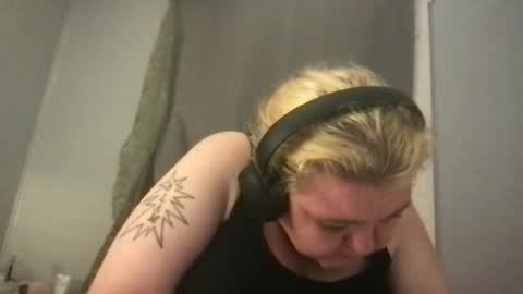 kmarie1196 online show from 07.14.26