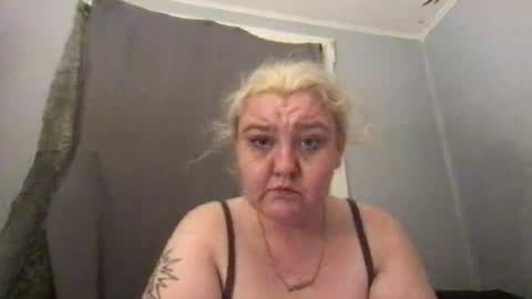 kmarie1196 online show from 08.08.26