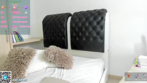 Camila Reyes online show from 12.19.24