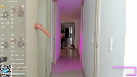 Camila Reyes online show from 01.20.25