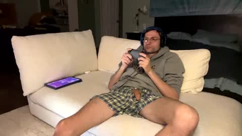 Snapshot of knautyknight chatting on 01.14.25 knautyknight online show from 01.14.25