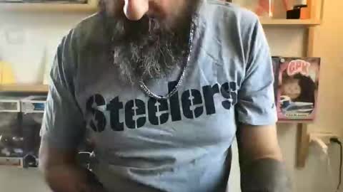 Snapshot of knicker76 chatting on 10.24.25 knicker76 online show from 10.24.25