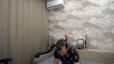 Snapshot of knight_5 chatting on 12.05.25 Carter. online show from 12.05.25