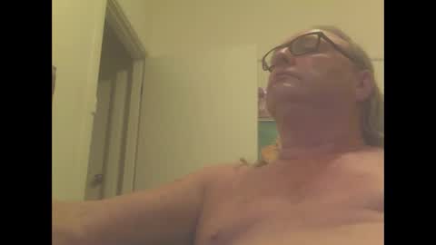 Snapshot of knobout chatting on 12.22.24 knobout online show from 12.22.24