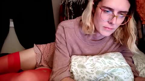 Snapshot of knottybadgirl chatting on 10.21.25 knottybadgirl online show from 10.21.25