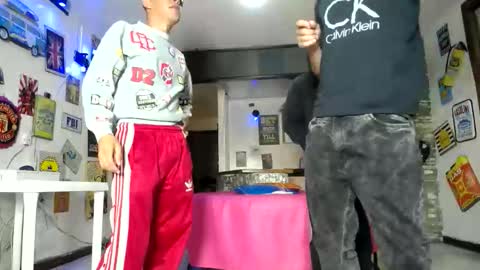 Snapshot of kobayaske chatting on 09.14.25 kobayaske online show from 09.14.25