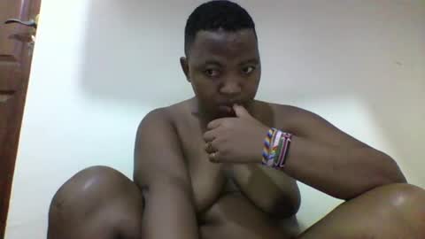 koffi639202 online show from 01.02.25