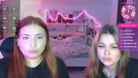 Mia online show from 11.16.25