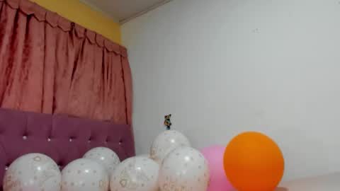 konie Diaz online show from 11.15.25