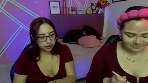 Snapshot of koning_moretti chatting on 06.15.26 camila online show from 06.15.26