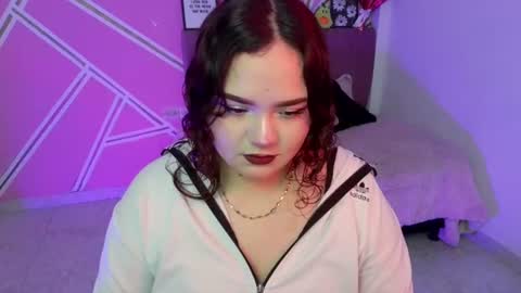 Snapshot of koning_moretti chatting on 07.13.26 camila online show from 07.13.26