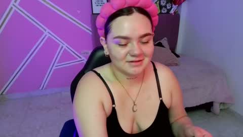 Snapshot of koning_moretti chatting on 07.15.26 camila online show from 07.15.26