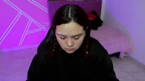 Snapshot of koning_moretti chatting on 07.22.26 camila online show from 07.22.26