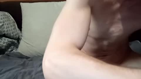 Snapshot of konrado789 chatting on 02.26.25 konrado789 online show from 02.26.25