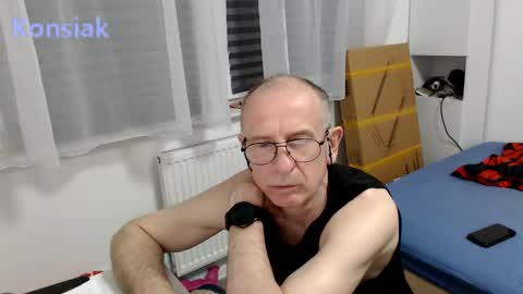 Komsiak online show from 05.19.26
