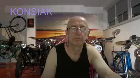 Komsiak online show from 07.06.26