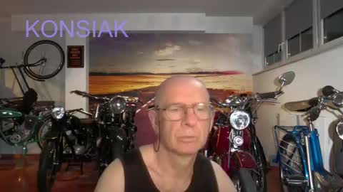 Komsiak online show from 07.16.26