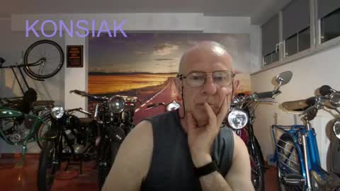 Komsiak online show from 07.20.26