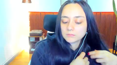 Kora Shadow online show from 12.17.25